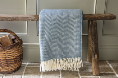 Homeware inspiration - cosy country home, cottage kitchen and British made inspiration for your home