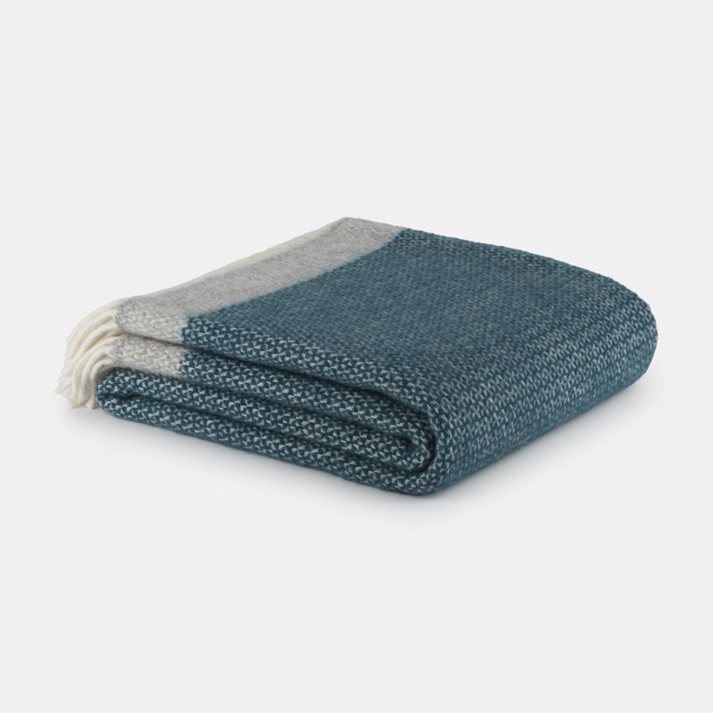 National Trust Illusion Throw, Teal
