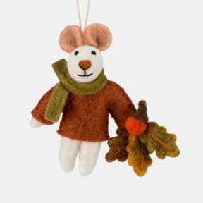 Close-up of felt hanging mouse ornament wearing a rust-orange jumper and green scarf, holding autumn oak leaves with an acorn detail, suspended by a natural hanging loop and designed as a seasonal woodland decoration.