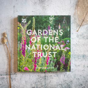 Gardens of the National Trust