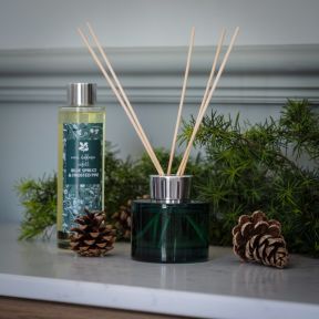 National Trust Reed Diffuser, Blue Spruce and Frosted Pine