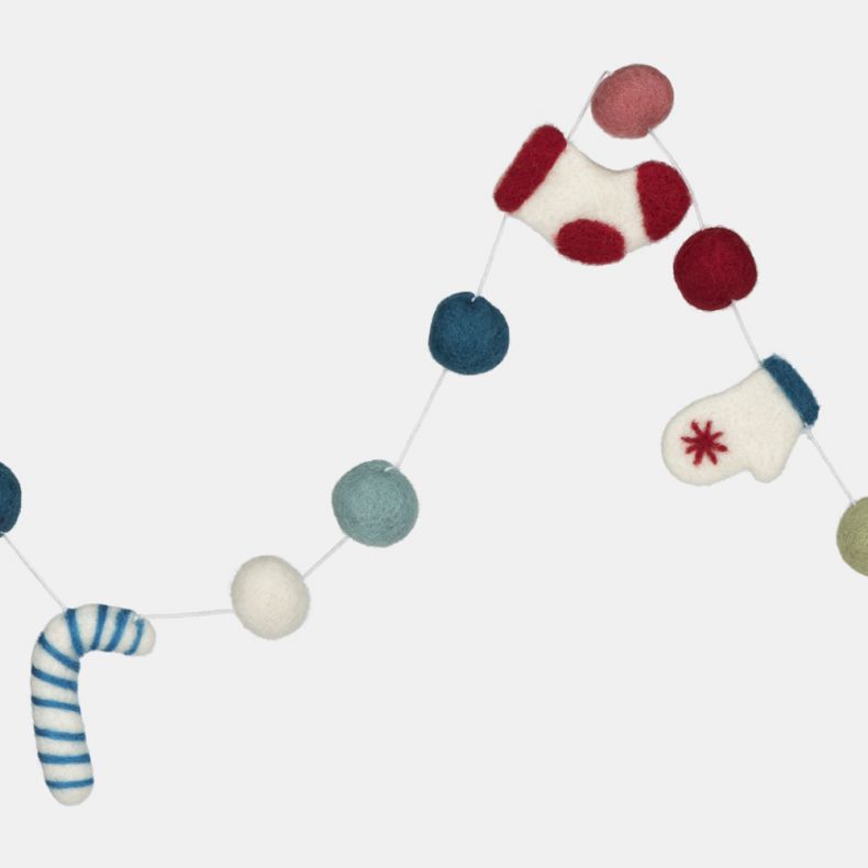 Namaste Winter Woollies Pom Pom Garland