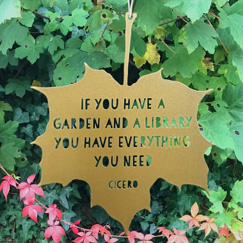 Hanging Metal Maple leaf, Cicero Quote