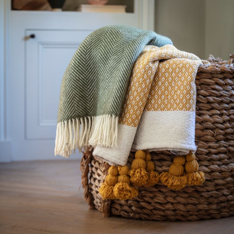 National Trust Fishbone Olive Cream Throw