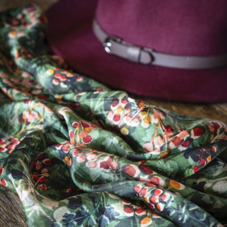 National trust hat and scarf set