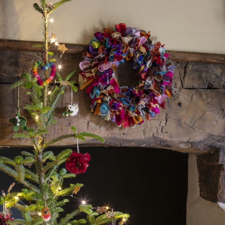 Pri Pri Recycled Sari Wreath