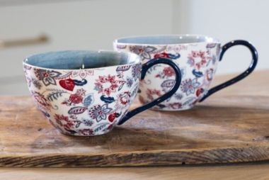 Mugs, cups & ceramics